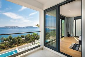 Ultraluxury Villa Elyzeum