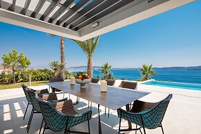 Ultraluxury Villa Elyzeum