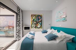 Luxury Villa Riva with Infinity Pool