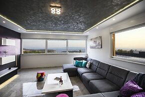 Luxury Villa High Hopes with Pool