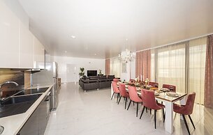 Beachfront Villa Baronessa with Pool