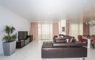 Beachfront Villa Baronessa with Pool