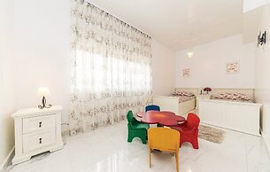 Beachfront Villa Baronessa with Pool