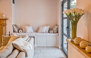 Beachfront Villa Feodora Grande