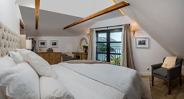 Beachfront Villa Feodora Grande