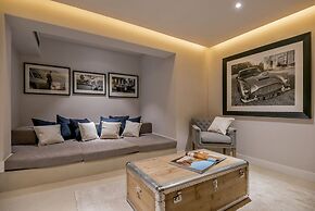 Beachfront Villa Feodora Grande