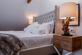 Beachfront Villa Feodora Grande