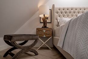 Beachfront Villa Feodora Grande