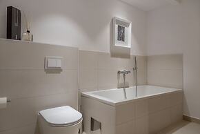 Beachfront Villa Feodora Grande