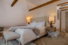 Beachfront Villa Feodora Grande