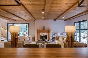 Beachfront Villa Feodora Grande