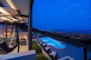 Luxury Villa Grand View