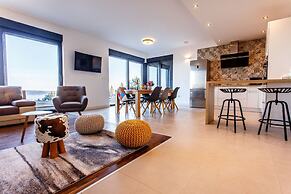 Luxury Villa Grand View