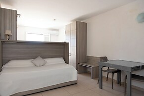 Hôtel et Résidence Ta Kladia - Omigna