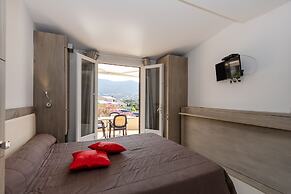 Hôtel et Résidence Ta Kladia - Omigna