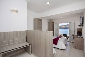 Hôtel et Résidence Ta Kladia - Omigna