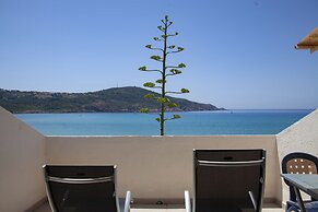 Hôtel et Résidence Ta Kladia - Omigna