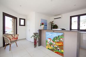 Hôtel et Résidence Ta Kladia - Omigna