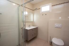 Hôtel et Résidence Ta Kladia - Omigna