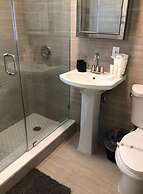 Broadway Suites Downtown by RocketStay