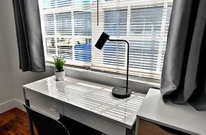 Broadway Suites Downtown by RocketStay