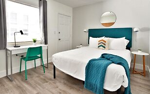 Broadway Suites Downtown by RocketStay