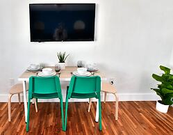 Broadway Suites Downtown by RocketStay