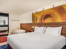 Pullman Budapest