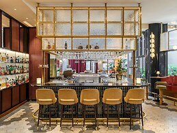 Pullman Budapest