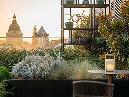 Pullman Budapest