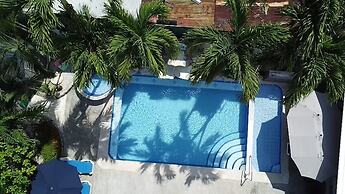 La Sirena Playa Jaco Hotel