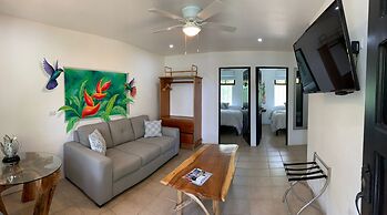 La Sirena Playa Jaco Hotel