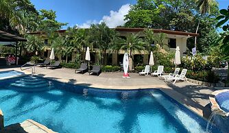 La Sirena Playa Jaco Hotel