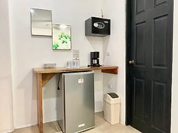 La Sirena Playa Jaco Hotel