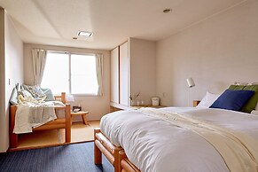 Canopy Cortina Lodge