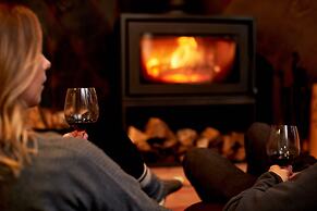 Canopy Cortina Lodge