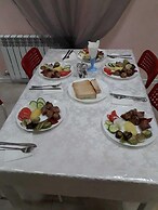 Vishnevui Rai Guest House