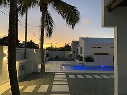 Movida Inn Aruba