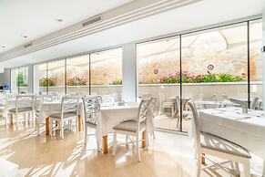 Aparthotel Tropicana