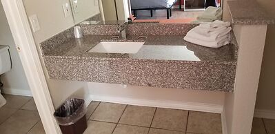 Econo Inn Lackland AFB Seaworld