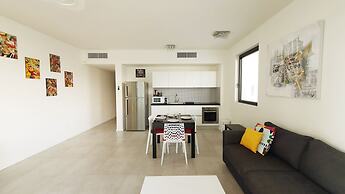 New Apartment Near the Beach With Parking TL53