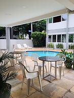 Caravaggio Praia Hotel