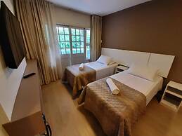 Caravaggio Praia Hotel