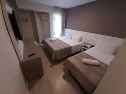 Caravaggio Praia Hotel