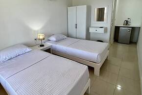 Lilly Rooms and Studios