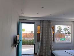 Lilly Rooms and Studios