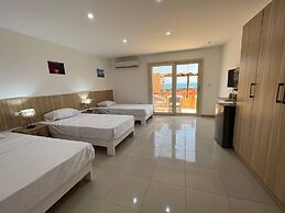 Lilly Rooms and Studios