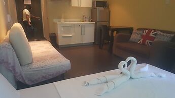 Happy Suites at Knightsbridge Res Makati