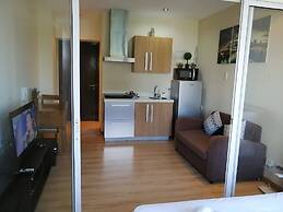 Happy Suites at Knightsbridge Res Makati