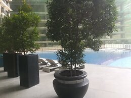 Happy Suites at Knightsbridge Res Makati